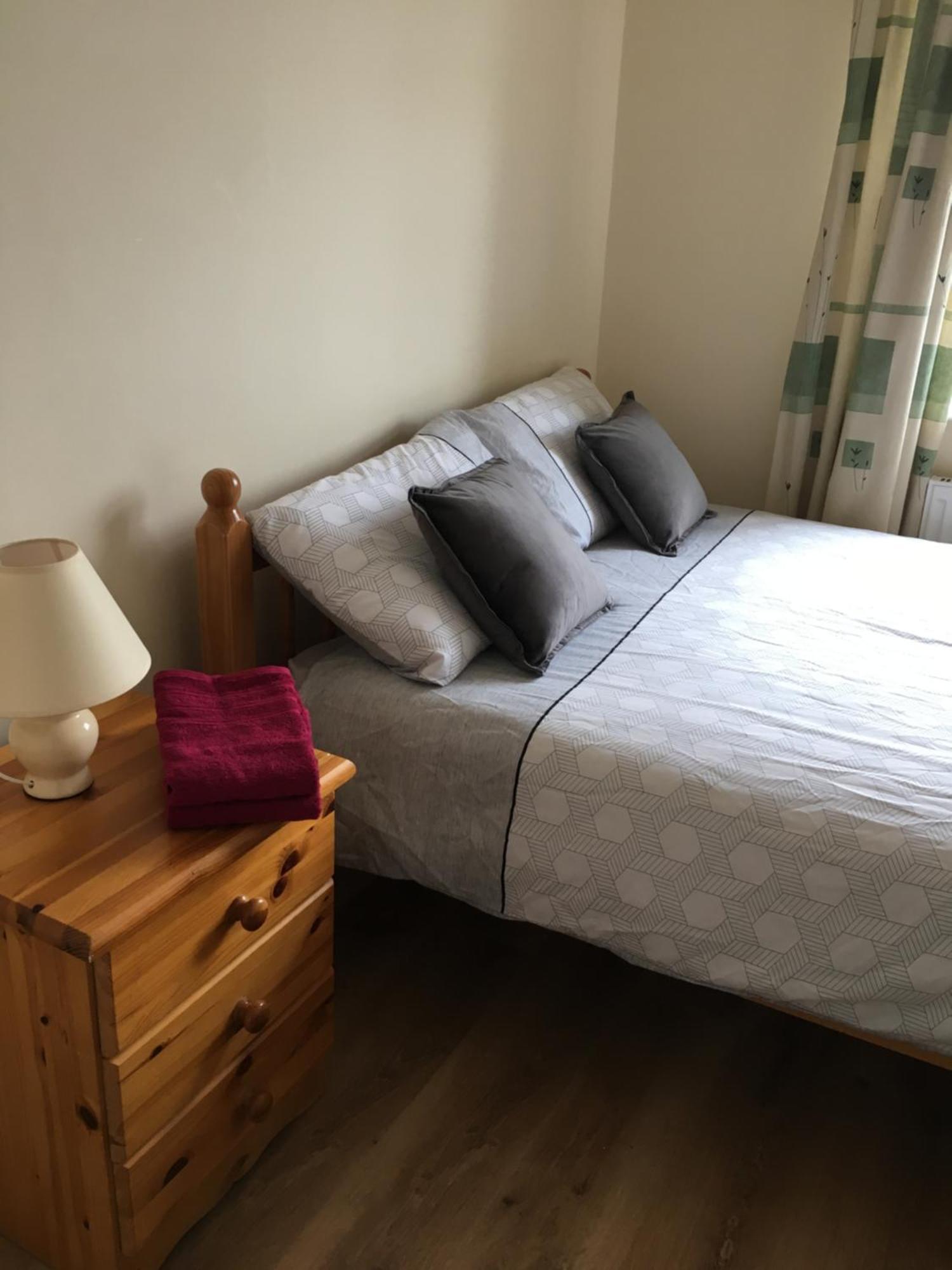 Private Double Rooms & Twin Rooms Rahoon Голуей Екстериор снимка